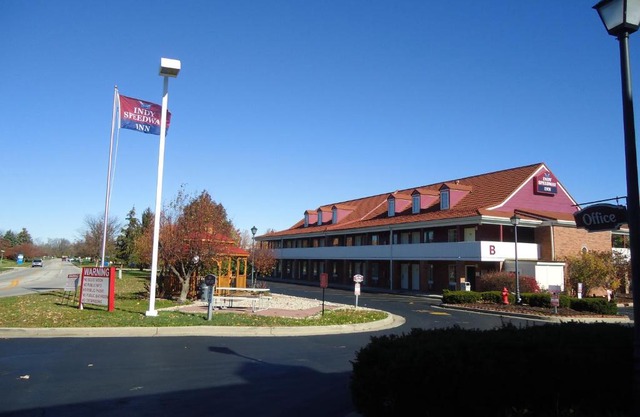 Indy Speedway Inn