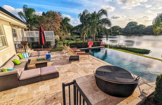 Infinity pool Luxury furnishings 48 amp level 2 E.V. charger