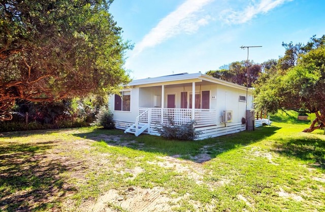 Inlet View Cottage - cute beach cottage