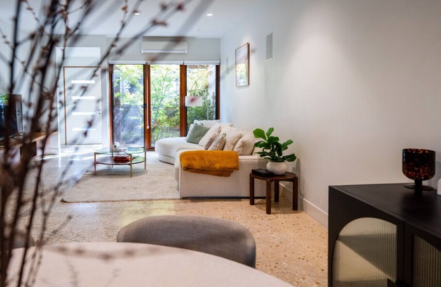 Inner City Pad, Pet friendly, Parking, Close 2 MCG