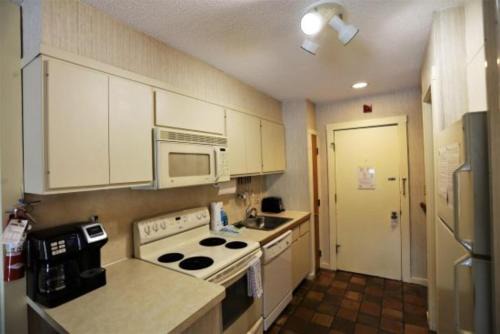 Inns of WV 306, 2bd, WV