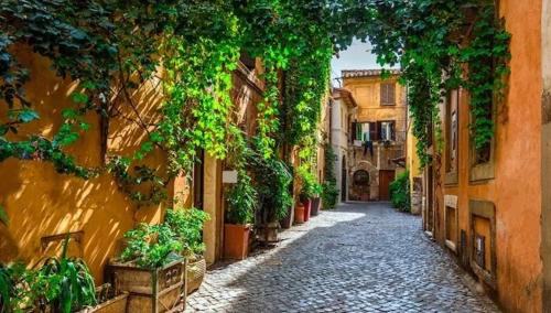 Ippolito Nievo Flat a Trastevere