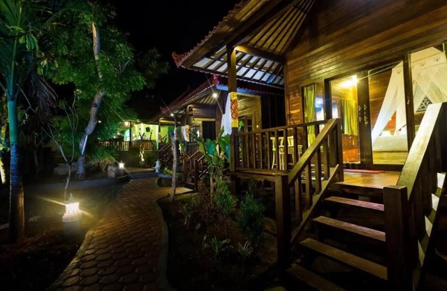 Island cabanas Nusa Lembongan bed and breakfastnn