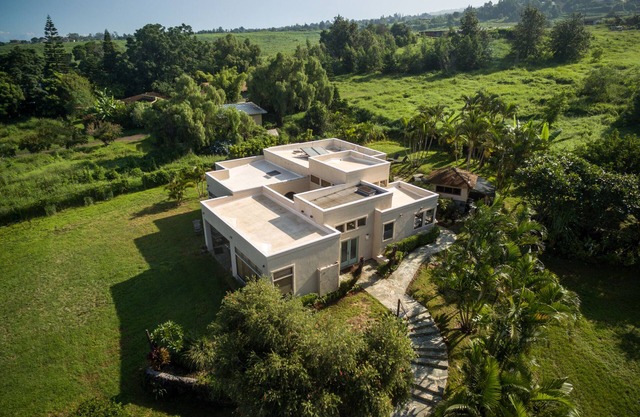 Island Sunset Villa: Your Maui Escape with Ocean & Stunning Sunsets Views