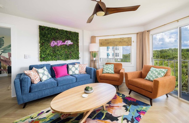 Island Time at Ocean Pointe Luxe 2 King Spa BR/BA, 2 Balcony