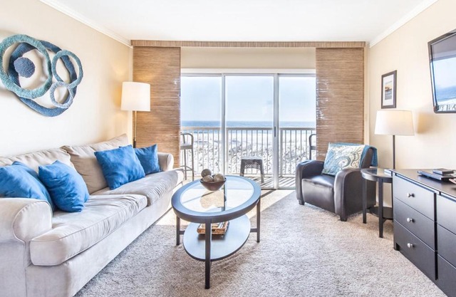 Islander Condominiums I