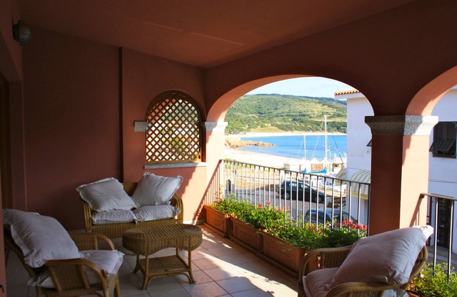 Isola Rossa Borgo Mare - Agenzia Isola Rossa