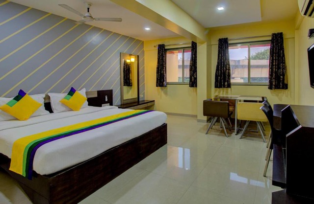 Itsy Hotels Prince Regency