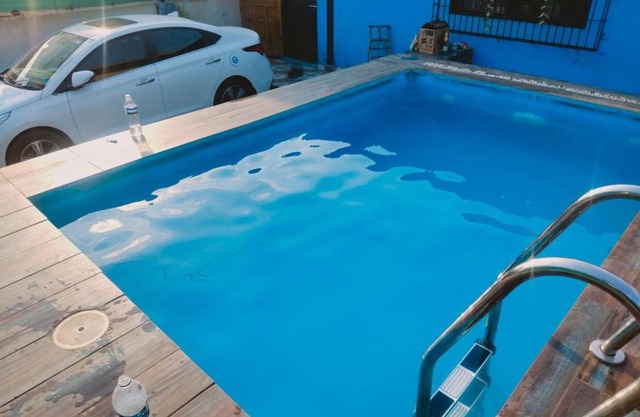 Ivy Little Door Cottage, Compact AC 3 BHK with Pool, Lonavala