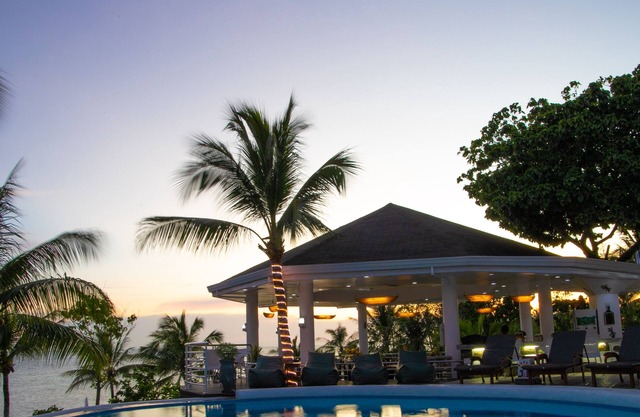 J&R Residence