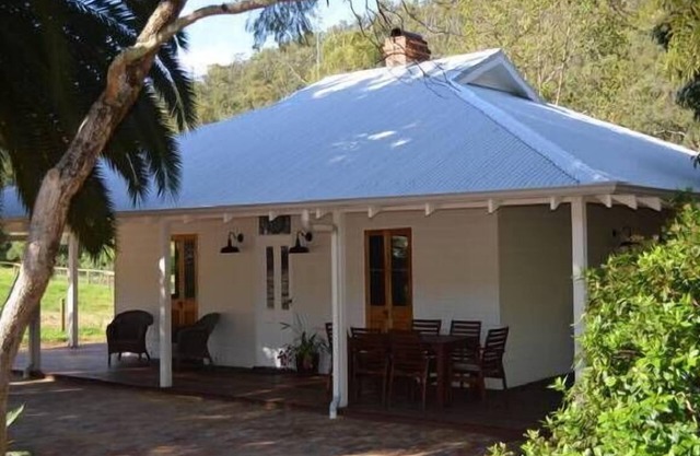Jacarandas Cottage Bickley Valley