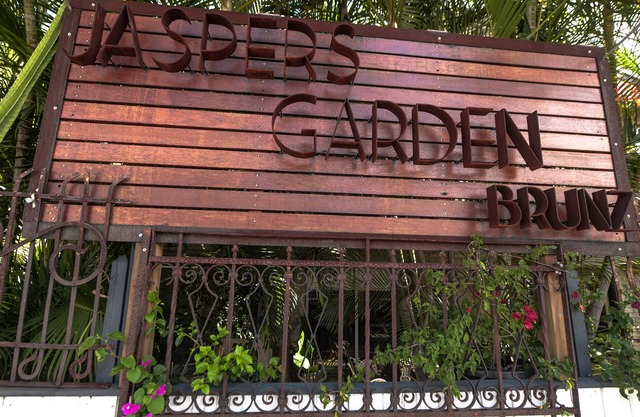 Jaspers Garden Complex