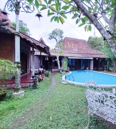Java Rustic Villa