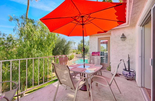 Jaw Dropping Mountain View Condo