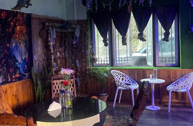 JeeRosh Hotel & Lodge