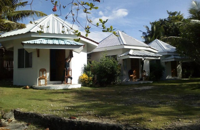 John Lhea Beach Cottages