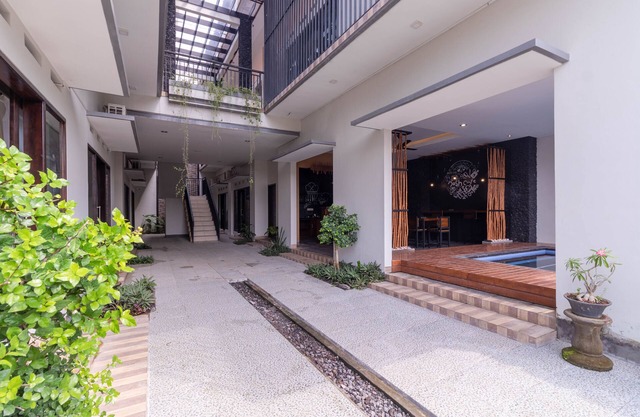 Josh Guest House
