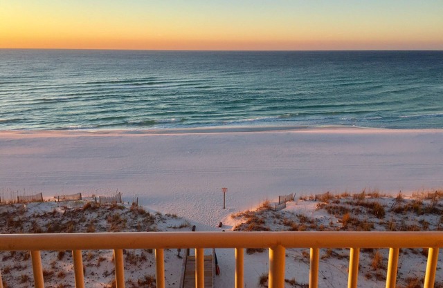 July Sat-Sat onlyExceptional on the Gulf Read Guest Reviews!