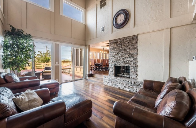Just in time for SUPER BOWL! Mansion with Luscious Strip Views!