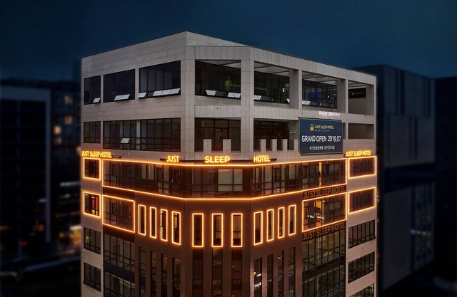 Just Sleep Hotel Dasan New City