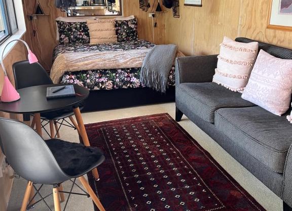 Kākā Ridge Retreat Bush Hideaway