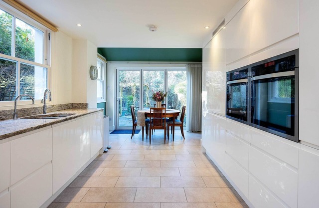 Kaleidoscope Skies, by Veeve