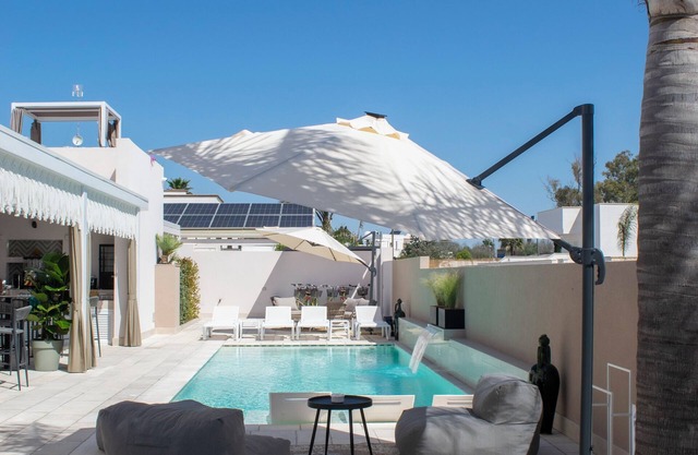 Kalinifta Rooms Luxury Style