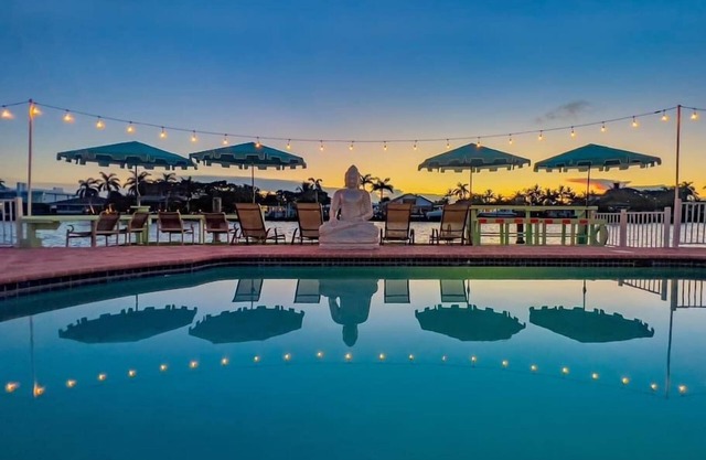 Kanda Zen Apt 2 - pool & walk to the beach!
