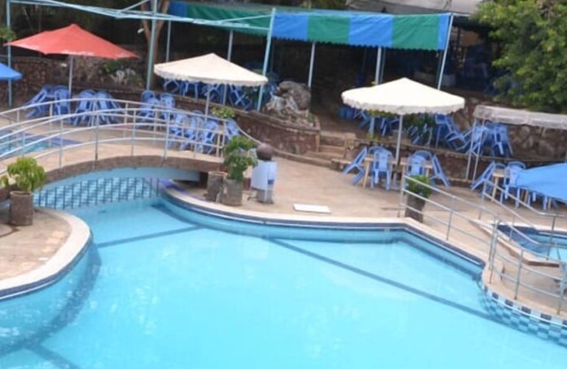 Kaputiei Safariland Hotel