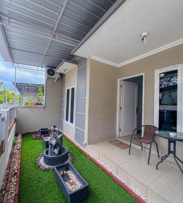 Karenra Guest House di Pusat Kota, Dengan 3 Kamar
