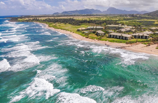 Kaua'i Beach Villas E7, 2-BR, Ground Floor, AC, Lagoon Pools, Walk to Beach