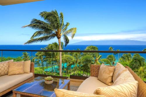 KBM Resorts FREE CAR Hale Makai At Montage Kapalua Bay 3-Bedroom Beachfront Condo with Daily Housekeeping Spa
