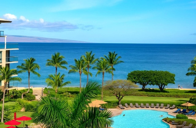 KBM Resorts | Spacious 4-Bedroom Honua Kai Collection | Multi Unit Listing | Same Floor | Ocean Views + 3 Free Rental Cars! HKH-516/37/45