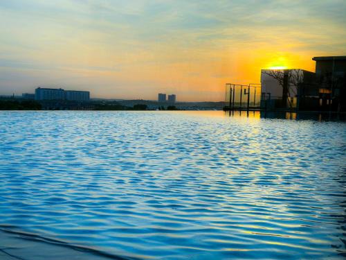 Kenwingston Cyberjaya Wifi Free Parking