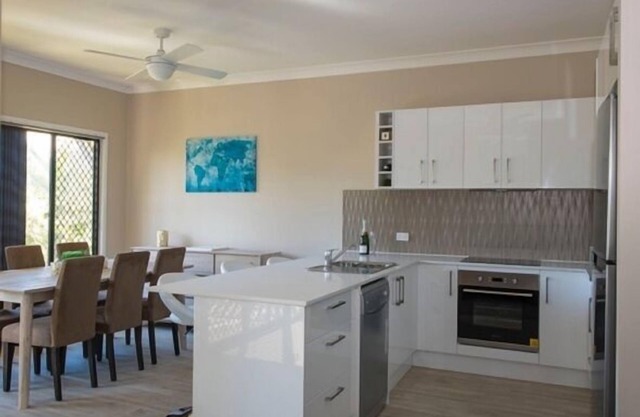Keona Grove Home - beautiful Townhouse
