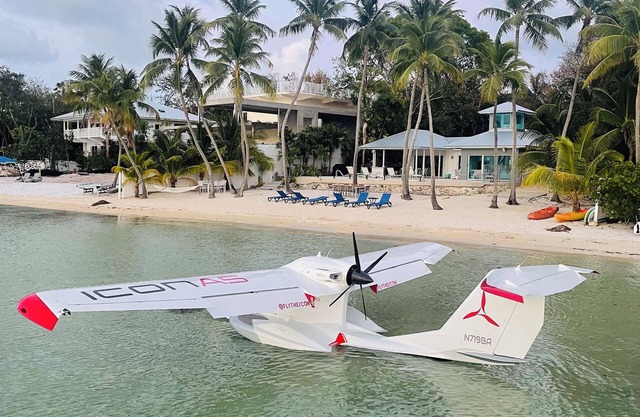 #Key Largo beachfront: “Sunset Beach Paradise” private beach/Pool Home ,
