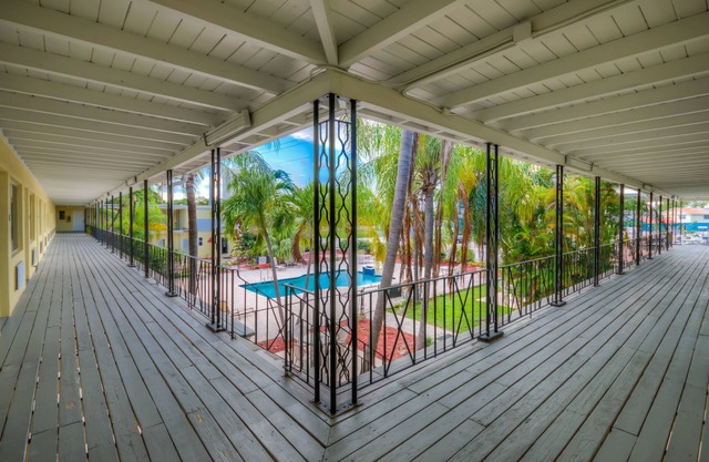 Key Largo Inn