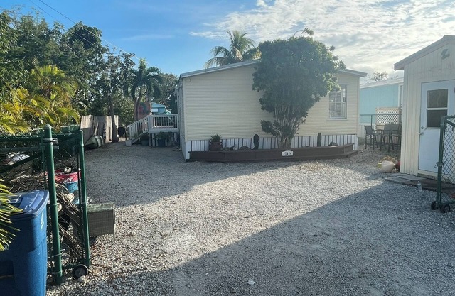 Keys Living Retreat