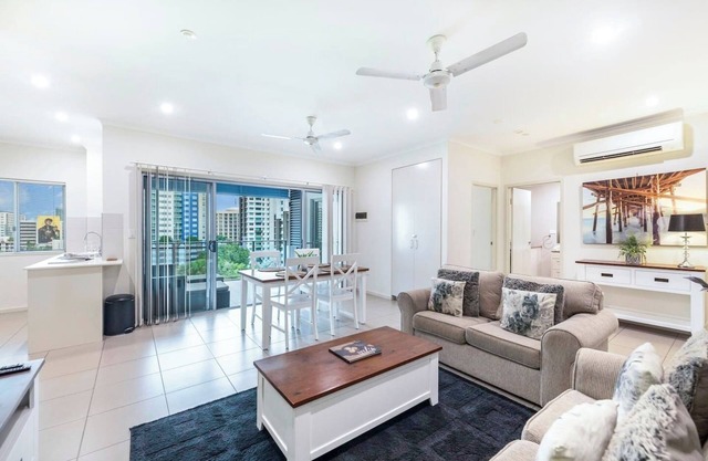 Keys to Larrakeyah Coastal Comfort with Pool