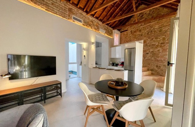 KEYWISE Nordic design Home city center 2 rooms 2 bath and terrace