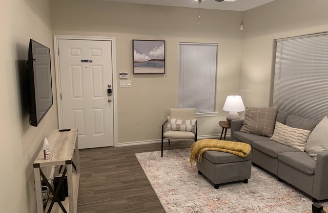 King Bed Pet Friendly Retreat with Private Terrace in Gated Community!