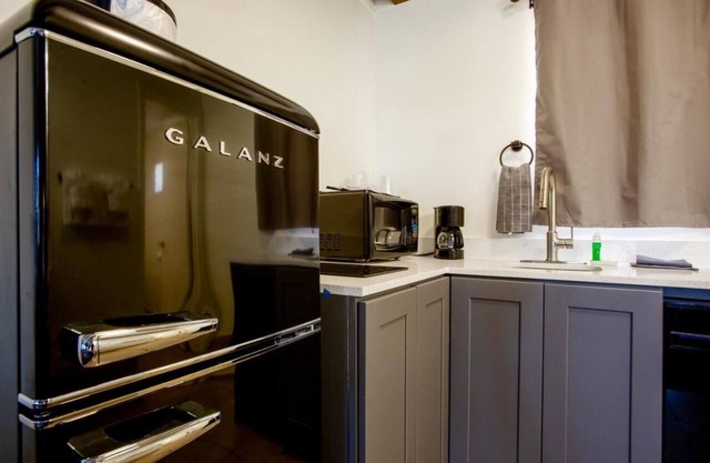 Kitchenette Room in Sedona at Thunder Mountain