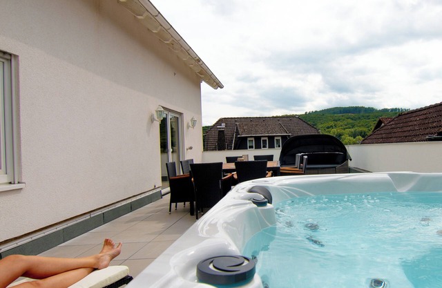 Kleeoase: Luxury vacation apartment | jacuzzi | roof terrace | cooking island
