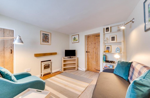 Knot Cottage