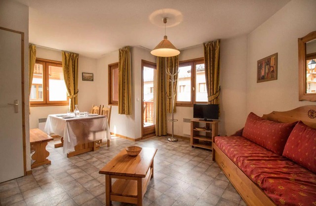 KOM306M : Wohnung in ruhiger Lage in der Nähe von kostenlosen Shuttles und Schwimmbad