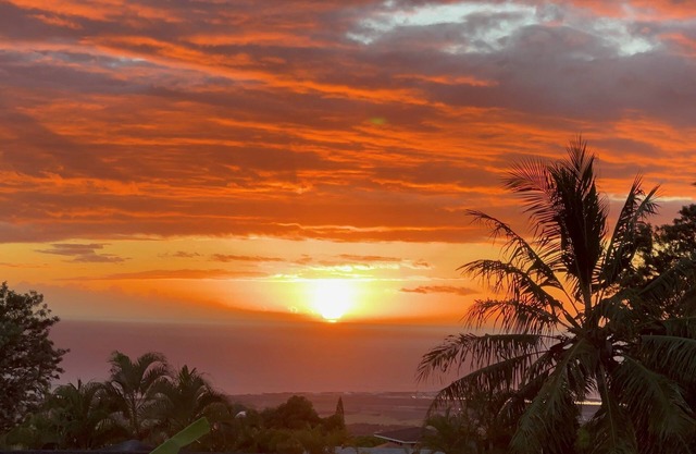 Kona Sunset Ocean View Two Studio Oasis