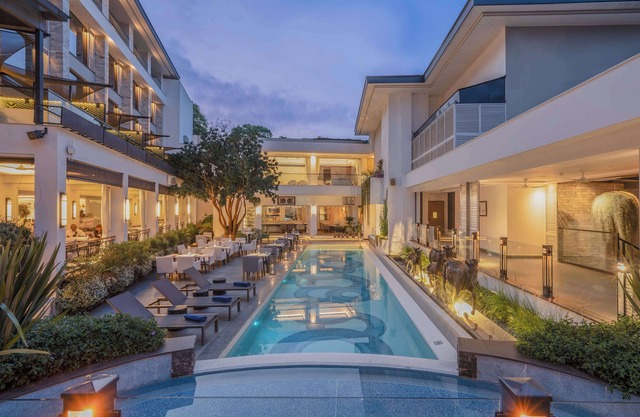 Kwetu Nairobi, Curio Collection By Hilton