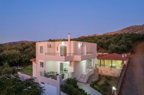 Kyparisses Villa