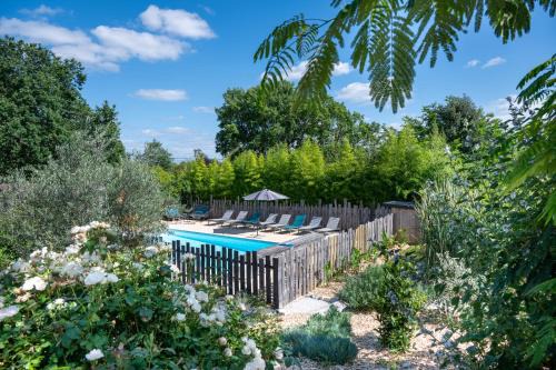 L Escapade Nature et Gourmande Gîtes, Chambres d'Hôtes, piscine, Spa Toulouse Colomiers Gers