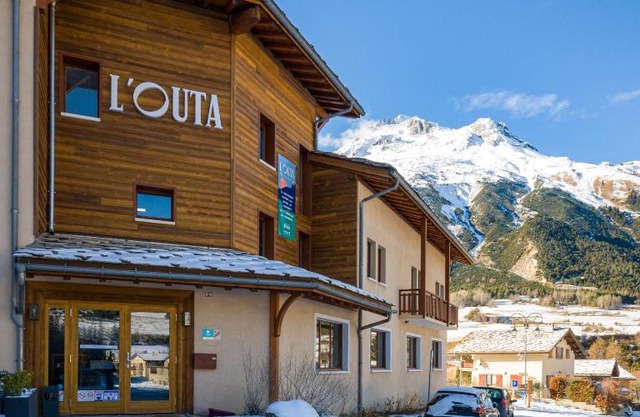 L'Outa Hotel Restaurant